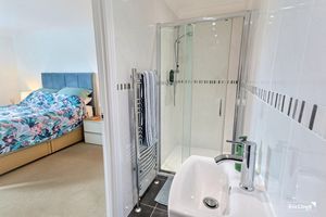 Photo 9- click for photo gallery